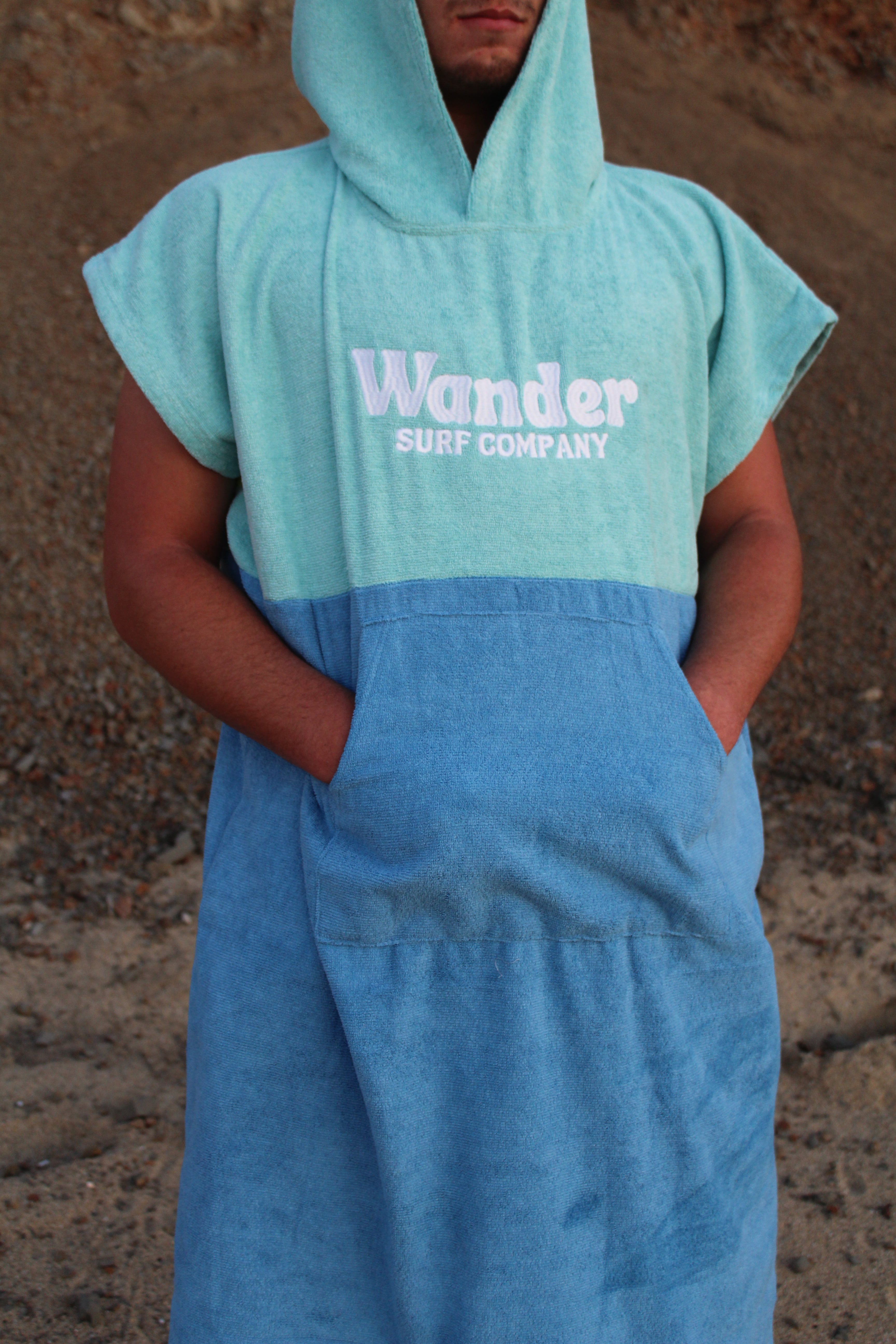 Breakwater Changing Poncho Light/Dark Blue