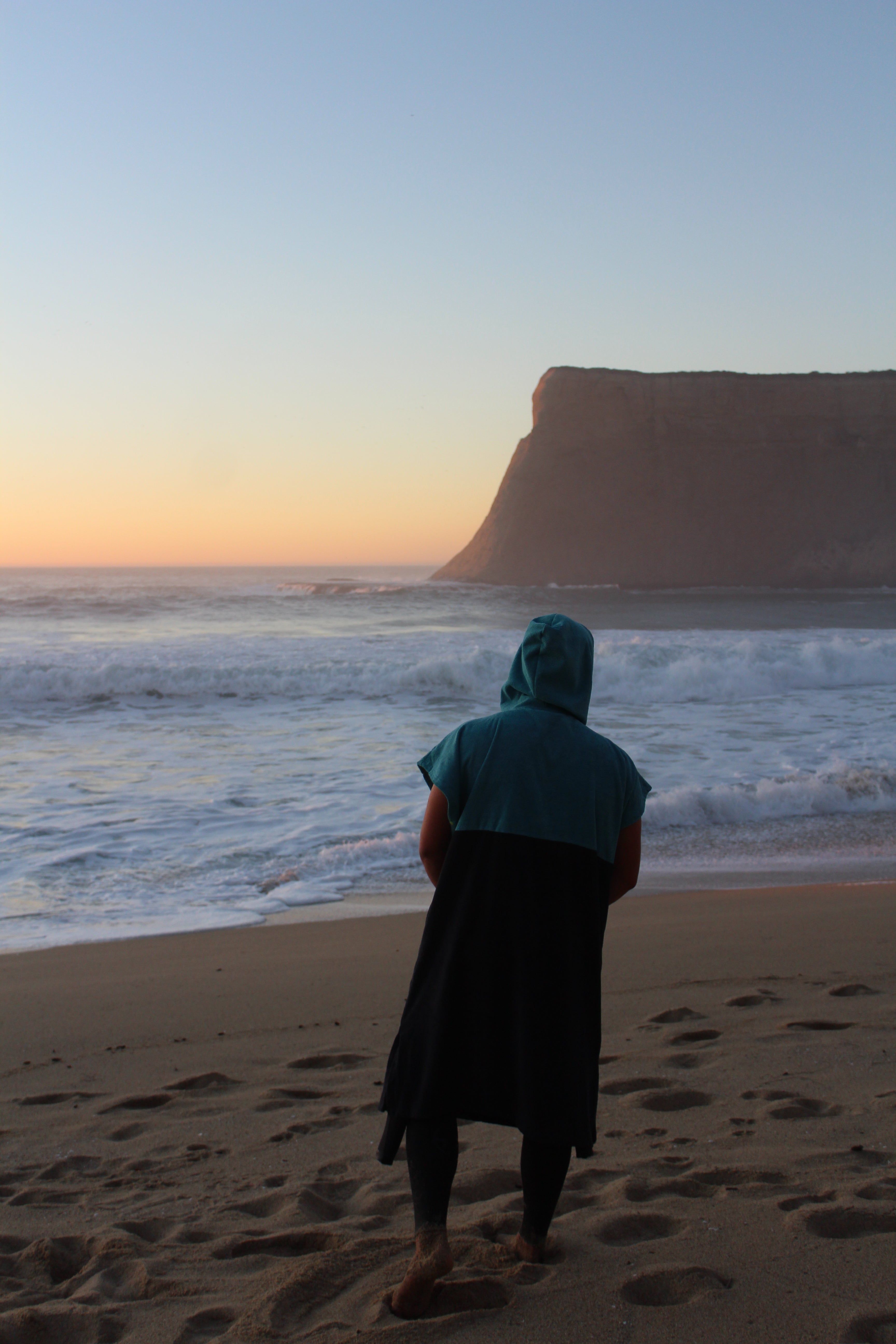 Breakwater Changing Poncho Teal/Black